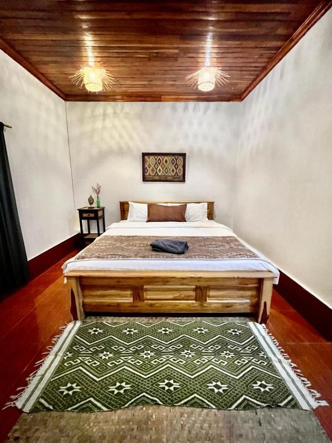 La Casa Hostel Luang Prabang Exterior photo